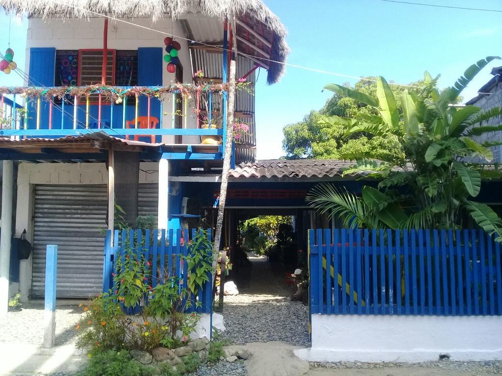 Hostal Patio Bonito Capurgana Exterior photo